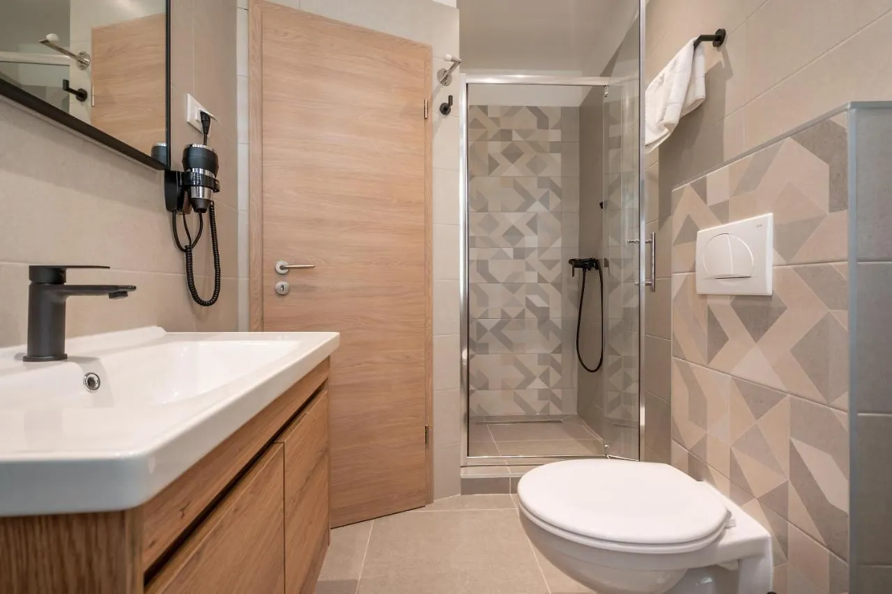 Aaa Apartments & Rooms With Free Parking Pula 0*,  Croatia