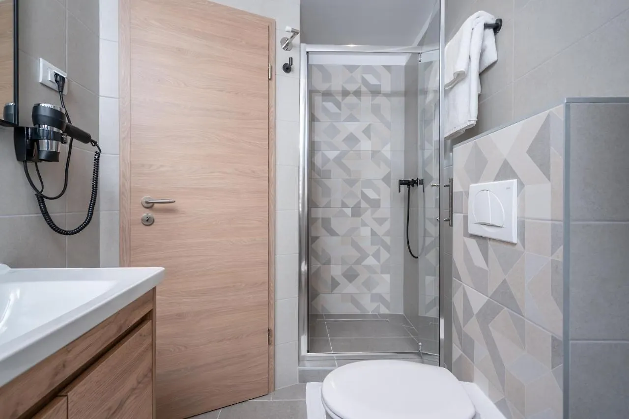 Aaa Apartments & Rooms With Free Parking Pula