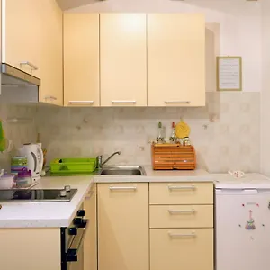 Ante Apartment Split